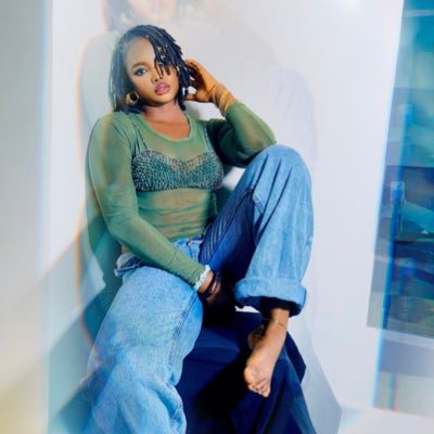 isismatron's profile picture. Nature enthusiast. Secular humanist. 🌴 🐈‍⬛