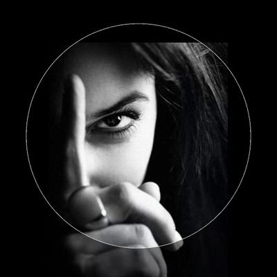 DanySansSoucis's profile picture. Lux Lucet In Tenebris • .¸¸ ☆ *
La mélancolie, c'est le bonheur d'être triste ~Hugo~