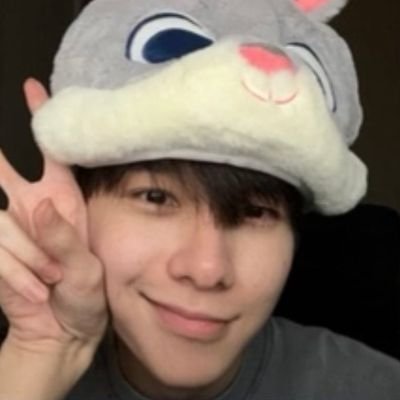 jmohms's profile picture. 