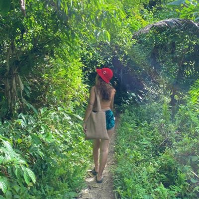 Yogiells's profile picture. hiraya manawari✨