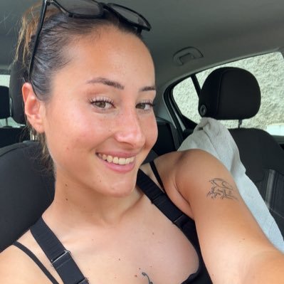 justinecrss1's profile picture. 