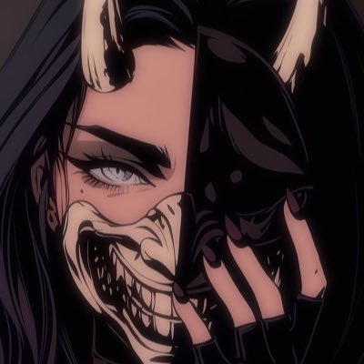 LaliValmont's profile picture. 