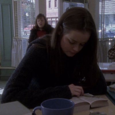 maybefoji's profile picture. 