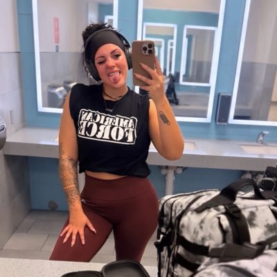 janetfloran82's profile picture. HONEST FWB HERE ❤️❤️❤️