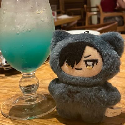 konkonfox1125's profile picture. めいげつです。20↑↑🏐🐈‍⬛沼。🐈‍⬛右固定思考の節操なしだけど＋も好き。不在気味  💻修理中🔧