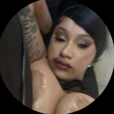 Oofers10101's profile picture. 21| Straight| 5’5| down for dms any time I’m pretty chill | I only@play healer cause it’s the fastest que🥲