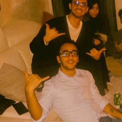 mothehs's profile picture. Hello and shit