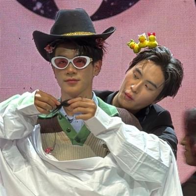 KhanteePor63819's profile picture. GF°