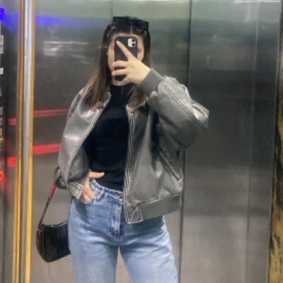 okaybayys's profile picture. jınjiyanazadi☀️