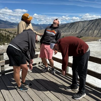 Vanderballz's profile picture. ‘96 | USAF 🇺🇸 Veteran | WoW Enthusiast | Engineering Student