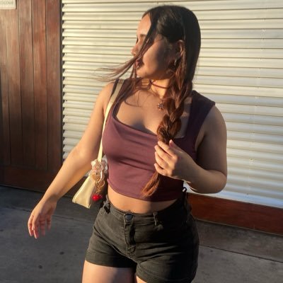 martuzzarate's profile picture. beso tierno