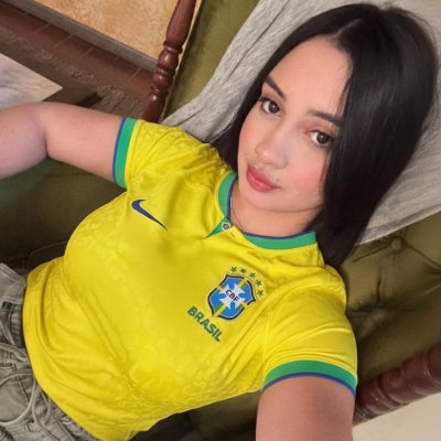 amandasantinhaa's profile picture. Sou uma conservadora que enfia 4 dedinhos no cu 🇧🇷