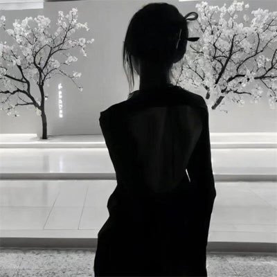 katerriinaaa's profile picture. Бұл дүниеден үмітіңді үзбе, алыста сені алда күтіп тұрған жақсы болашақ бар