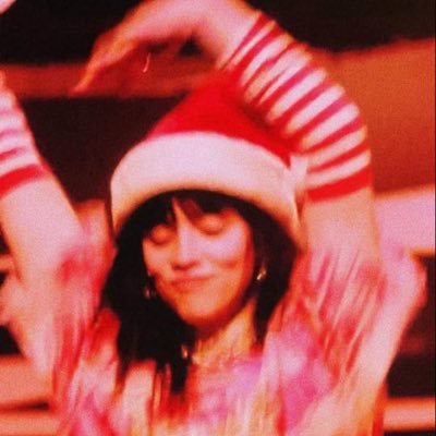 JxmesComet's profile picture. 20|| I love music/ Billie Eilish enthusiast/ star wars and marvel fan/ 2nd acc for @itzJxmesWrld/ Free Palestine 🇵🇸/Chey💍🖤