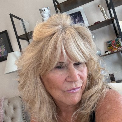 DebbieDobb27754's profile picture. Frequency & Freedom Expert. Radical Responsibility + Money as Frequency. Author Your Inner Billionaire.  Truth, humor & free thinking.