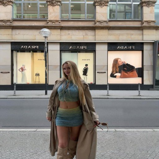 sgdb8i52426's profile picture. 