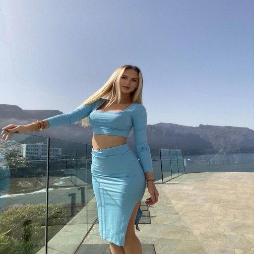 pwuwixb51777's profile picture. 