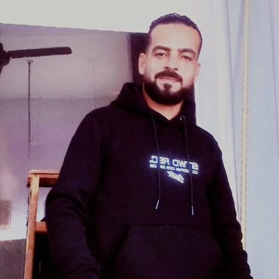 E1esawi's profile picture. (أَفَحَسِبْتُمْ أَنَّمَا خَلَقْنَاكُمْ عَبَثًا وَأَنَّكُمْ إِلَيْنَا لَا تُرْجَعُونَ )
صدق الله العظيم.