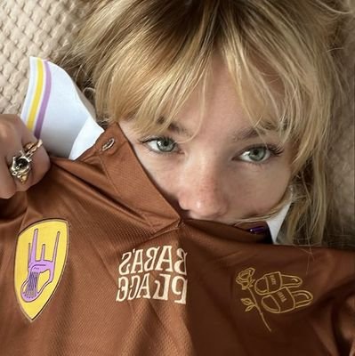 seraimarve's profile picture. in a selfish world the selfish succees.