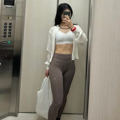 tamago_aaa_sa_'s profile picture. '02（23）明治大学農学部卒→体育会系JTC営業職2年目🐶2025.10〜TAC中小企業診断士講座受講中📚〈資格〉ITパスポート/情報セキュリティマネジメント/中高第一種教員免許（理科） 全くの専門外から1年での合格を目指して奮闘する記録🌞💪フルマラソンサブ4も目指して頑張るよ〜🏃‍♀️💨