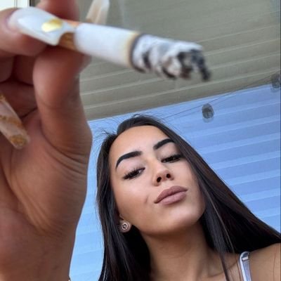 urownjonea's profile picture. NOT A PICTURE PERFECT BUT STILL WORTH IT 🥤
       SADDEST OMNIPOTENT.
 
😈I ADVISE YOU GET IT ALL👻