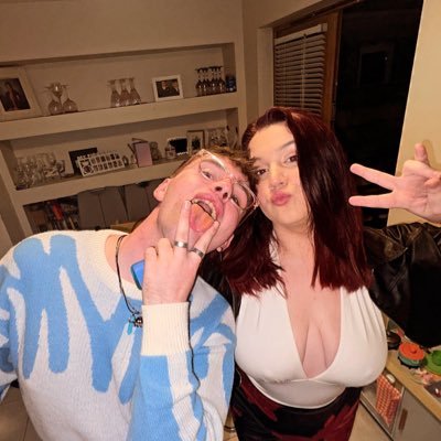 seanyslay's profile picture. 23 Irish ☘️ Virgo ♍️ im just here for the baddies tbh