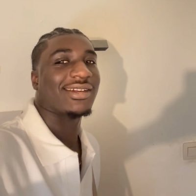 syllaabdel3's profile picture. Un fervent partisan des Thread|Décryptages|Tactiques & consorts au menu ⚽️ Pour votre plus grand plaisir 📊 Auteur de Qui suis-je quand je n’ai jamais été 📖