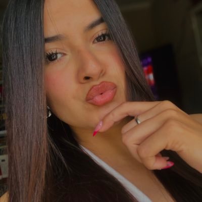 anireart05's profile picture. no me vas a encontrar en nadie 
05/11