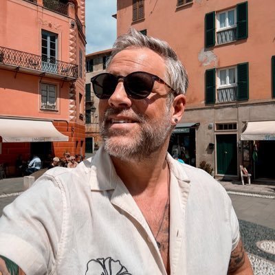 Stevenjeffreyyy's profile picture. 