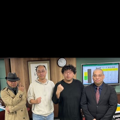 ryou19810406's profile picture. 札幌44歳 3年前より本格的に麻雀を勉強、1年前より競技麻雀に目覚める Abemas全員推し特に多井隆晴p推し 麻雀pono在籍夢道場チーム戦出場 麻雀紅中の初大会優勝（麻雀人生初優勝） ハンドレッドリーグ⇒ガラスのお面⇒La Vie en rose副リーダー、2025雀狂リーグB's所属 2025HMG夢道場代表②