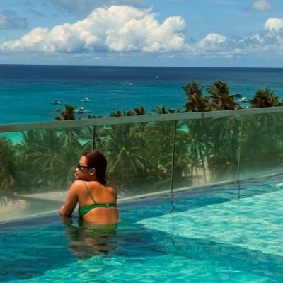 felicesfayej's profile picture. 