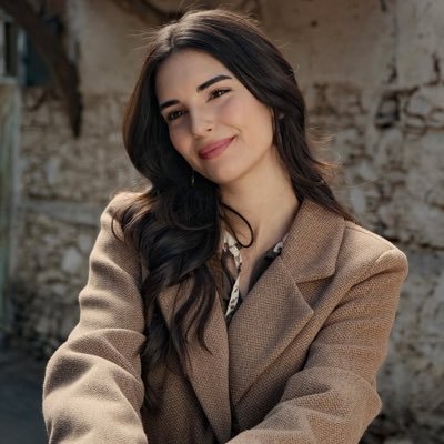 NadaF12's profile picture. 