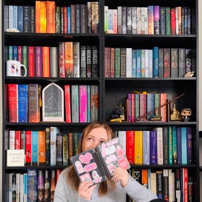 koenig_erica_'s profile picture. bookworm, world’s okayest runner, and someone who has to point out every dog she sees