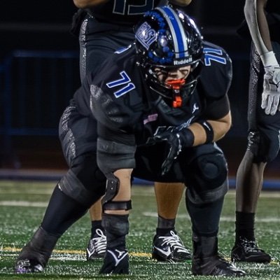 kdang0117's profile picture. 6’1"• 260 lbs.• 2028 • 3.63 GPA • Lincoln-Way East Varsity Football • OL(#71) DL(#98)  •  kdang0117@yahoo.com • https://t.co/cRkwD9zNeS