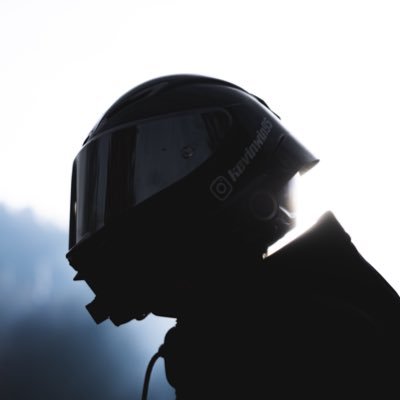 kevinwin95's profile picture. Motorcycle Content Creator from Switzerland. Two wheels. One soul. Zero limits! Kawasaki Z900💨