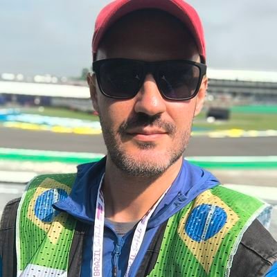rodrigo_berton's profile picture. Coordenador de conteúdo, produção, design e fotografia no @grandepremio

Siga minhas redes: https://t.co/3XmcI5f2mT