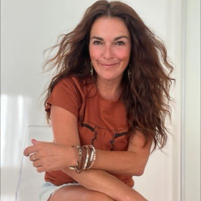 verodubetele's profile picture. Journaliste Noovo Info