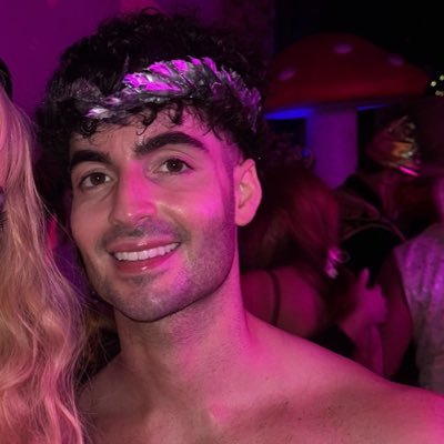 himbot_'s profile picture. 