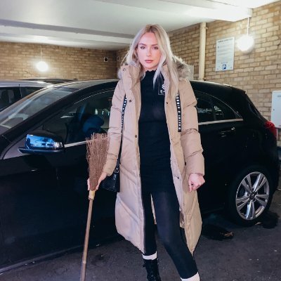 ludofanatica's profile picture. Coffee lover, bookworm, and aspiring world traveler. 🌍📚"