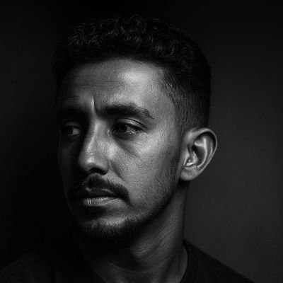 alooo_osh's profile picture. عدن بها سحر داخل راسها ساحر 
           واحنا التزمنا نعالجها من السحار