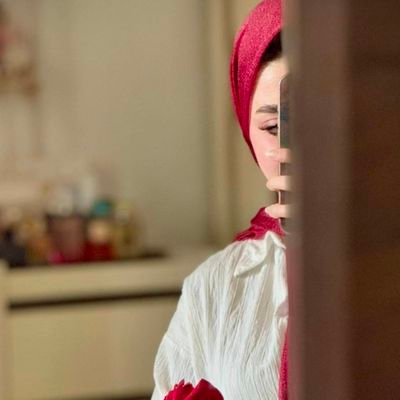 zahraa_am42687's profile picture. 