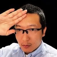 HirotoTMurakami's profile picture. "巨大グレイン成長現象"の第一発見者。MAPbI3-xClxの水和物がなぜかガラス基板上で突如局所的に中心核を形成し始め、その後針状結晶が基板全体を覆い尽くすまで周囲の粒子を取り込みながら成長。できた結晶のグレインサイズは、世界最大であった。8年の執筆&考察期間を経て2025年、ChemRxivにプレプリントが受理。