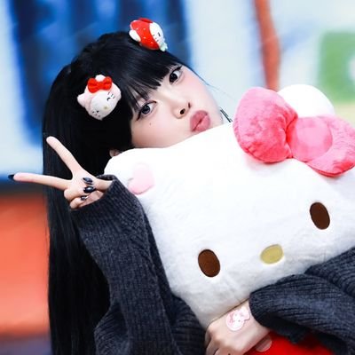 XFaithWorld's profile picture. Autist girl | Multistan | Safe place for all fandoms | BTS & Blackpink groups of my life | @hiraismogo my flower ♡