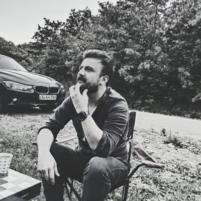 bimosyo's profile picture. Bence zeki olmak çok havalı ve seksi.