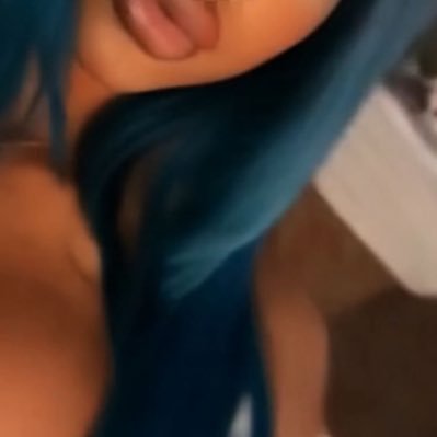 freakyuwuu's profile picture. geiger counter