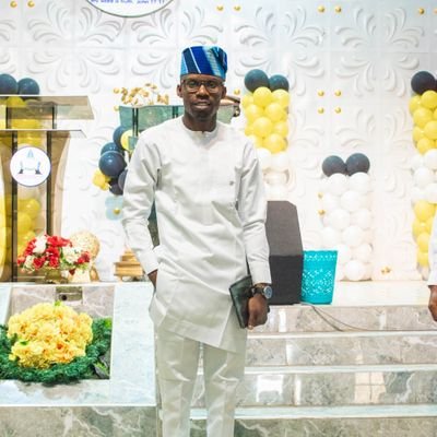 funshakin's profile picture. Photographer, Content creator, Graphic Designer, Video Editor, a worshiper, an instructor, social media expert, Chelsea Fan,  IG @funshakinmedia