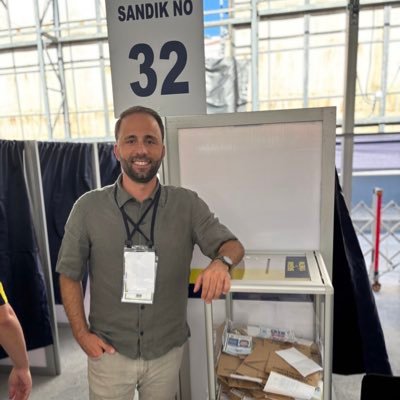 muratacikgoz69's profile picture. Fenerbahçe Kongre Üyesi | Ege Üniversitesi Gazetecilik | TYB İstanbul Şubesi Y. Yönetim Kurulu Üyesi | SoruyorumTV Genel Yayın Yönetmeni