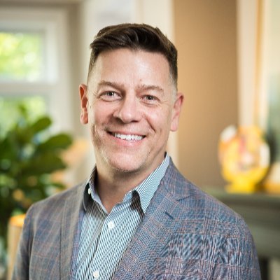 JRLundblad's profile picture. Chicagoan, traveler, husband, arts advocate, nonprofit leader • Chief Marketing Officer, @Americans4Arts ✨