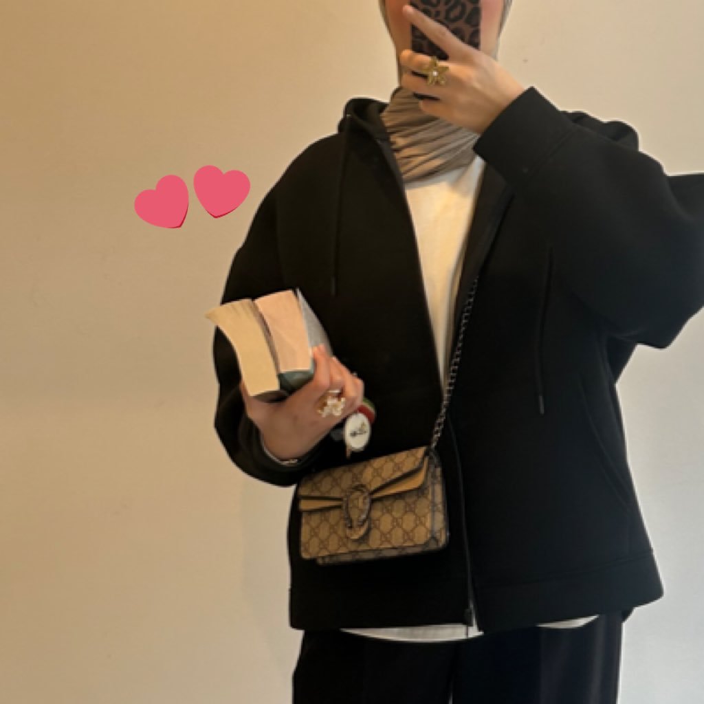 srneyo's profile picture. très faible très fatiguée