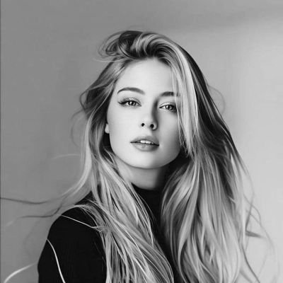 3iiiti's profile picture. ملامحي حكاية، وصمتي جواب 💫